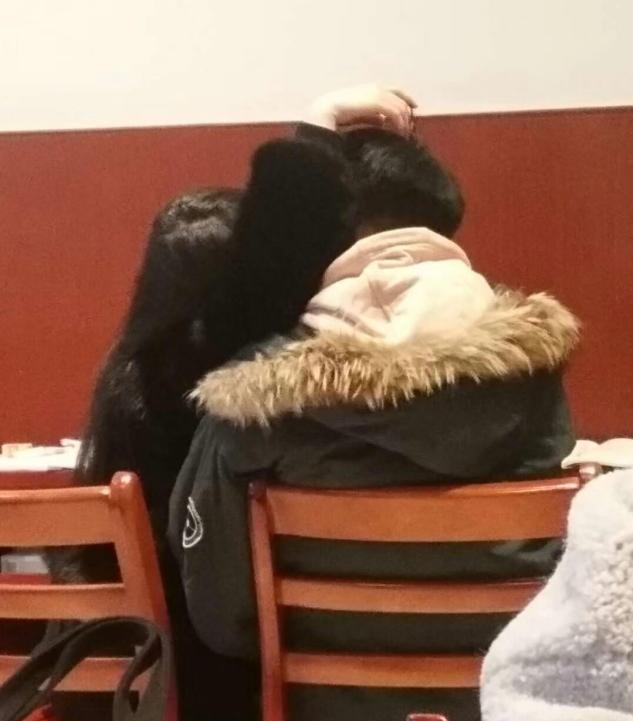 “喂食”大学情侣?不雅视频曝光后,网友纷纷表示:底线在哪里?