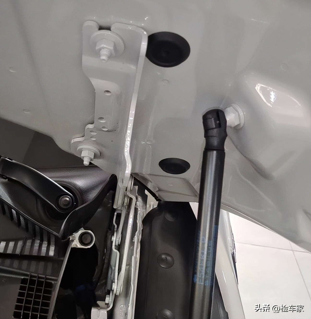 揽胜车主置换一辆40万的宝马MINI，二手车商有苦说不出