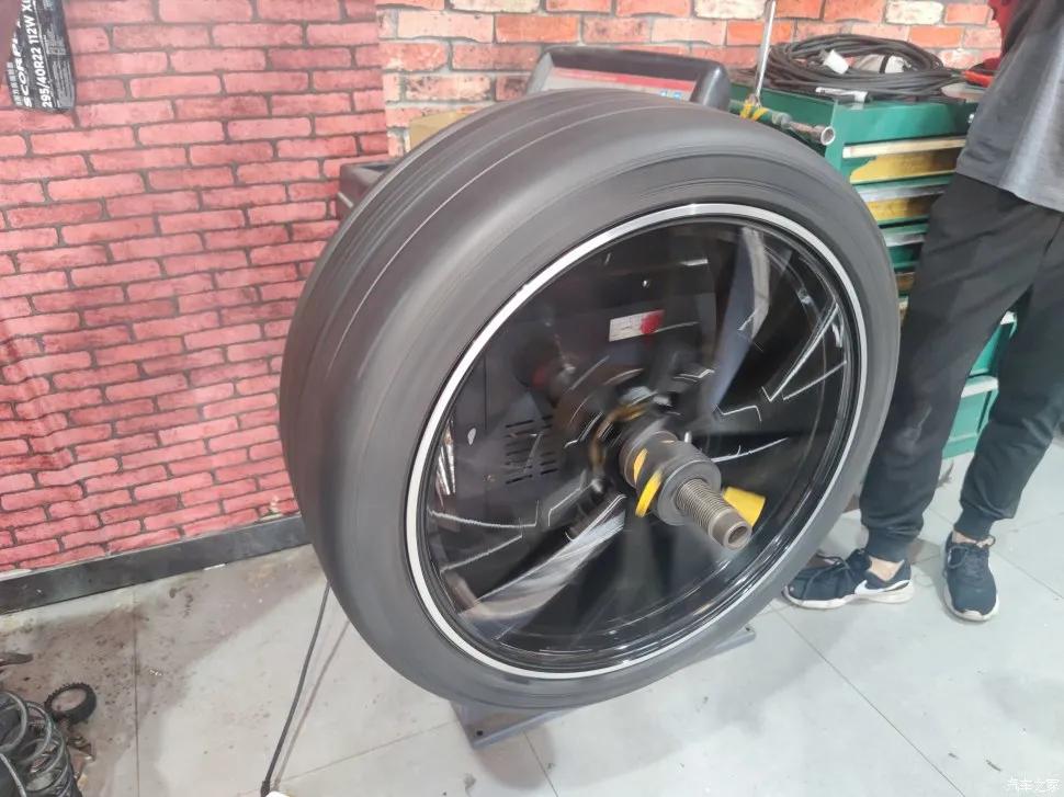 保时捷帕拉梅拉改轮毂尺寸,保时捷帕拉梅拉鸟巢轮毂