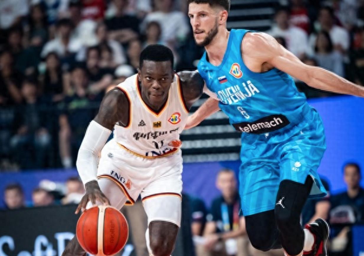 施罗德赢了东契奇30分,施罗德被东契奇打疯