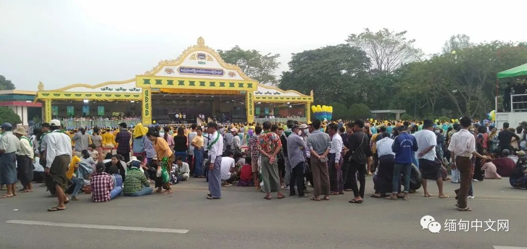 19年缅甸泼水节萨瓦迪卡狂欢视频,2018缅甸泼水节完整视频