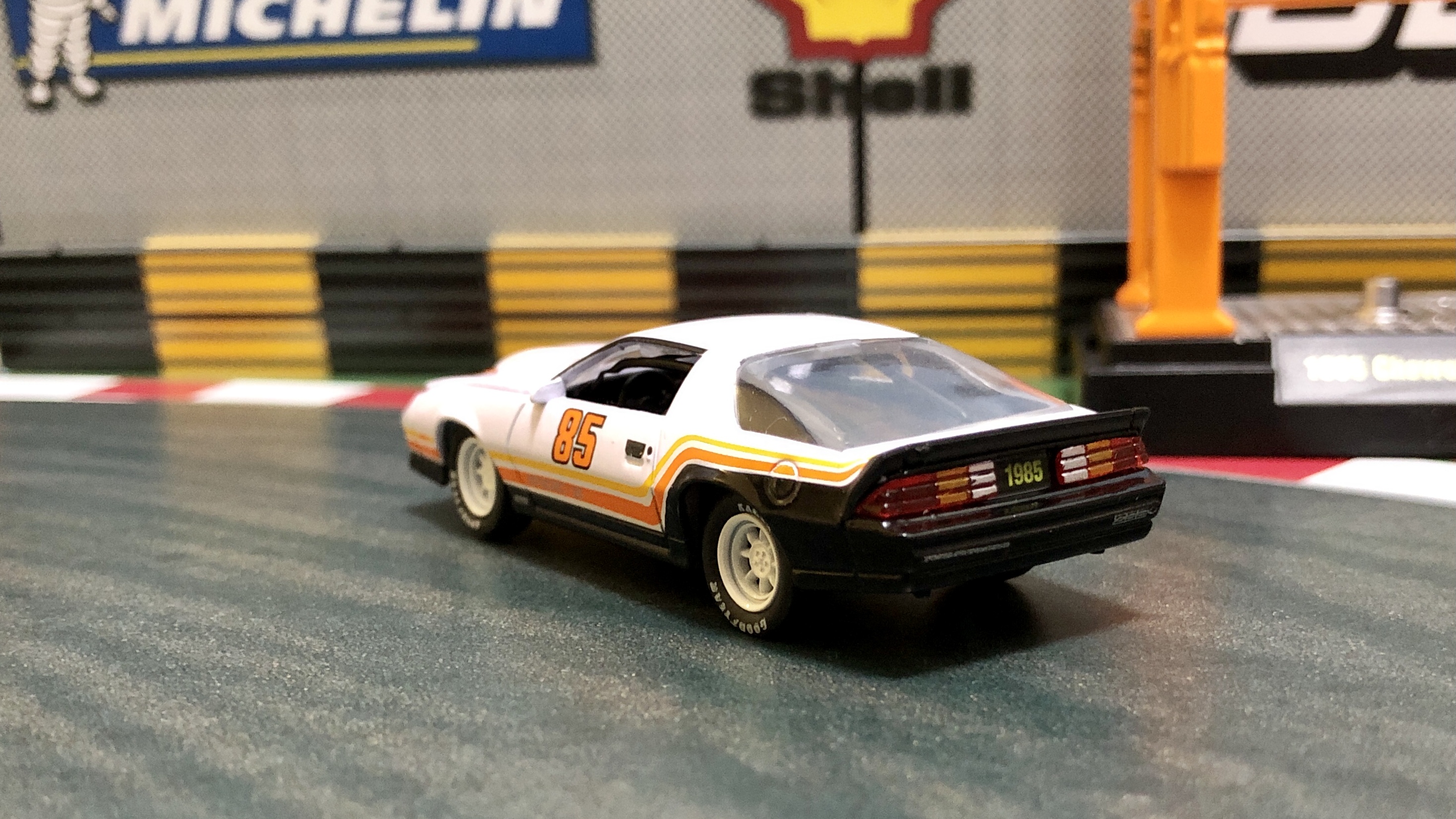 m2科迈罗模型,m2科迈罗zl1