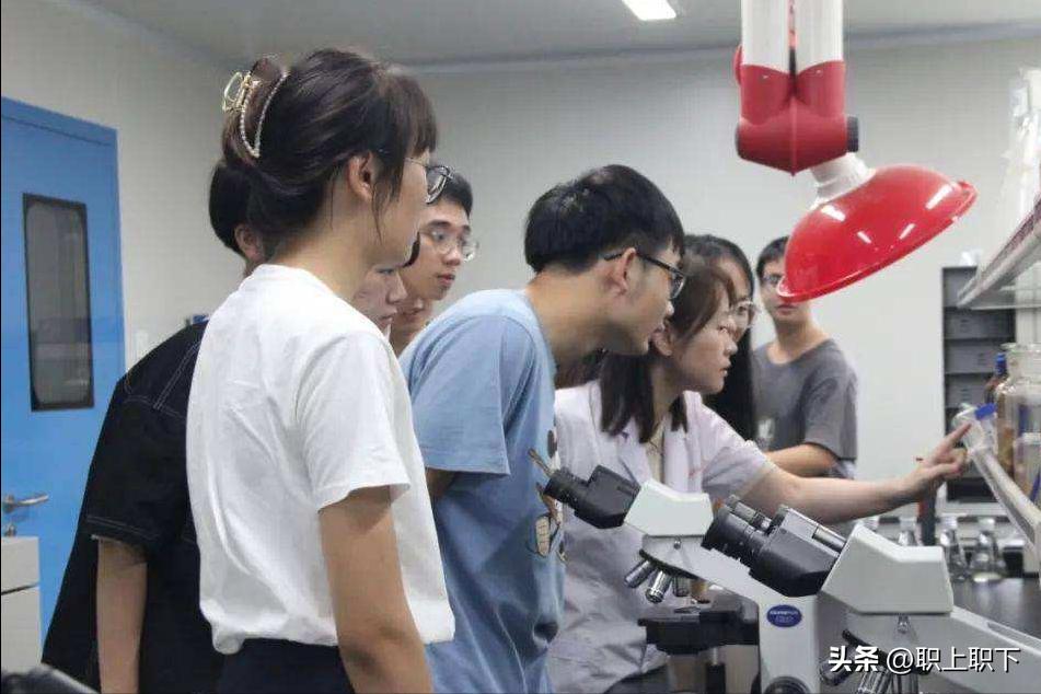 广州90后的夜生活,90后广州年轻人的真实生活