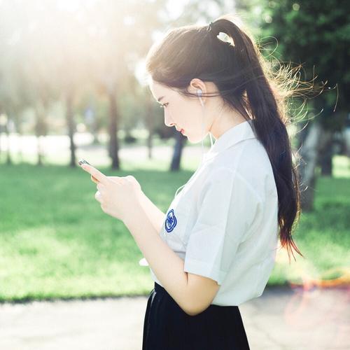 男友心情不好怎么安慰文字版,男友心情不好怎么高情商安慰他