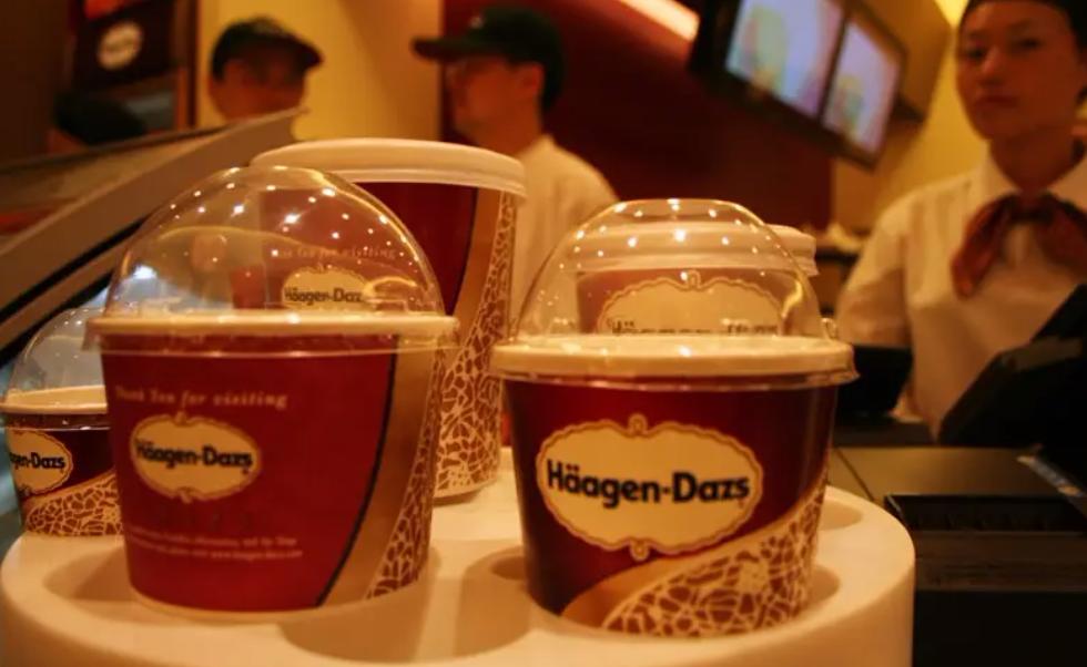 暴跌6亿！火了22年的网红店鼻祖，忽悠不动中国女人