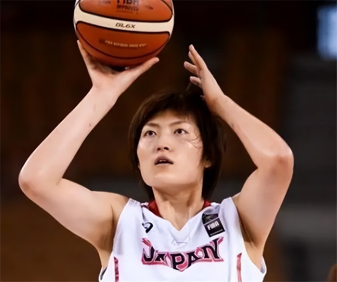 女篮王岑静打球视频,女篮王岑静能回国吗