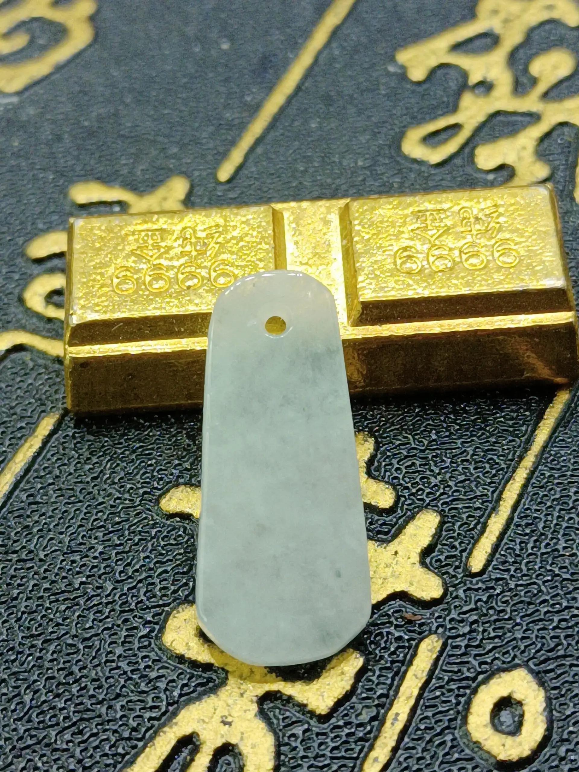 什么是翡翠什么是玉,翡翠的美