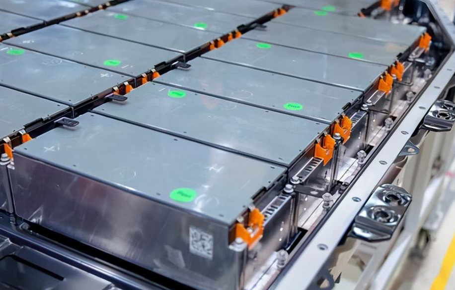 动力电池激光焊接设备报价,全自动锂电模组激光焊接生产线