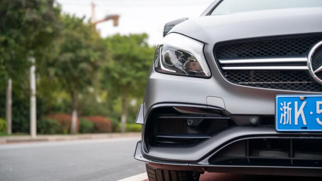 amg车队衣服,amg车队的衣服