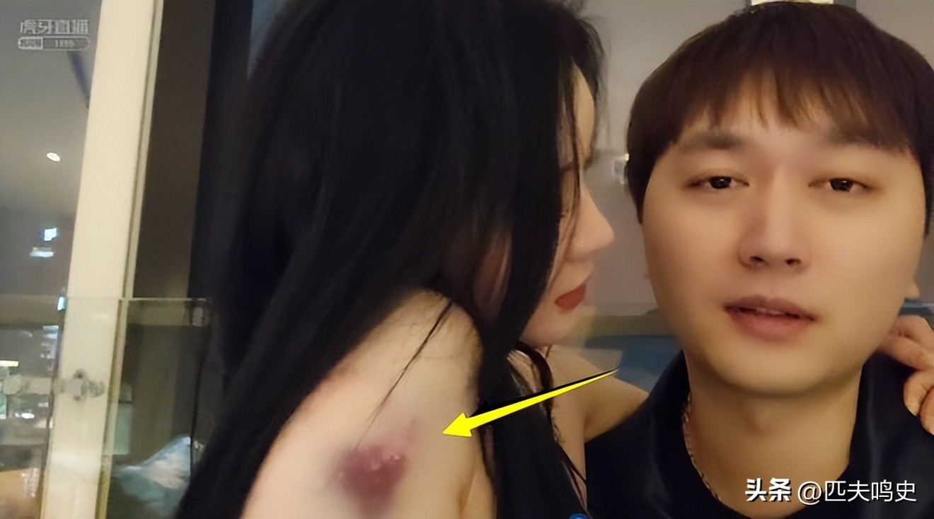 网红乔妹和嘴哥为什么分手,网红乔妹哭了全过程