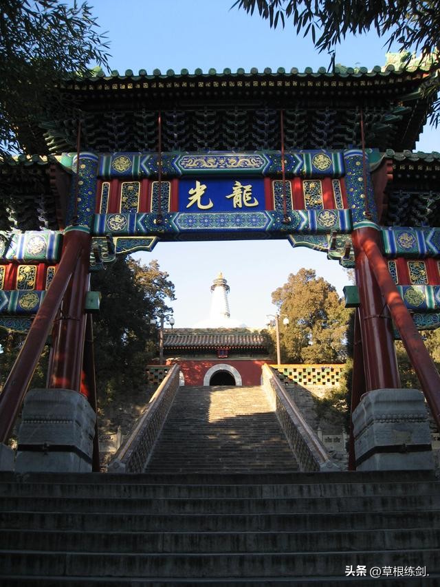 北京北海公园旅游攻略自由行,雨天游北京北海公园攻略