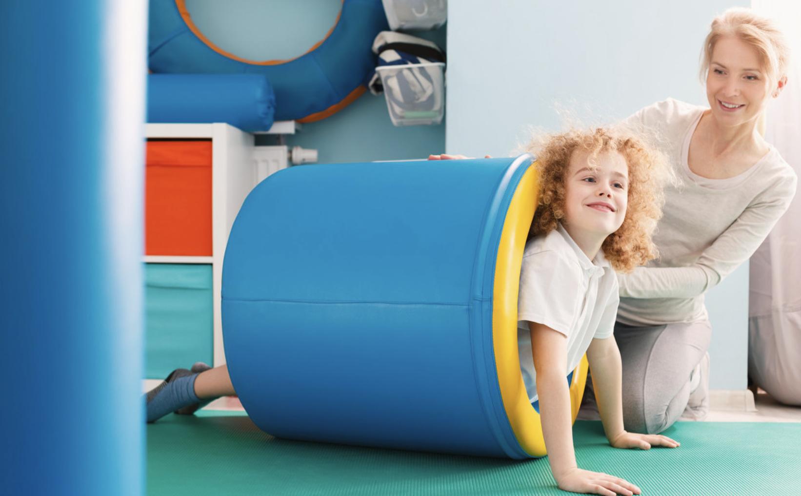 孩子总耍小脾气怎么办,小孩子脾气大爱发脾气怎么教育