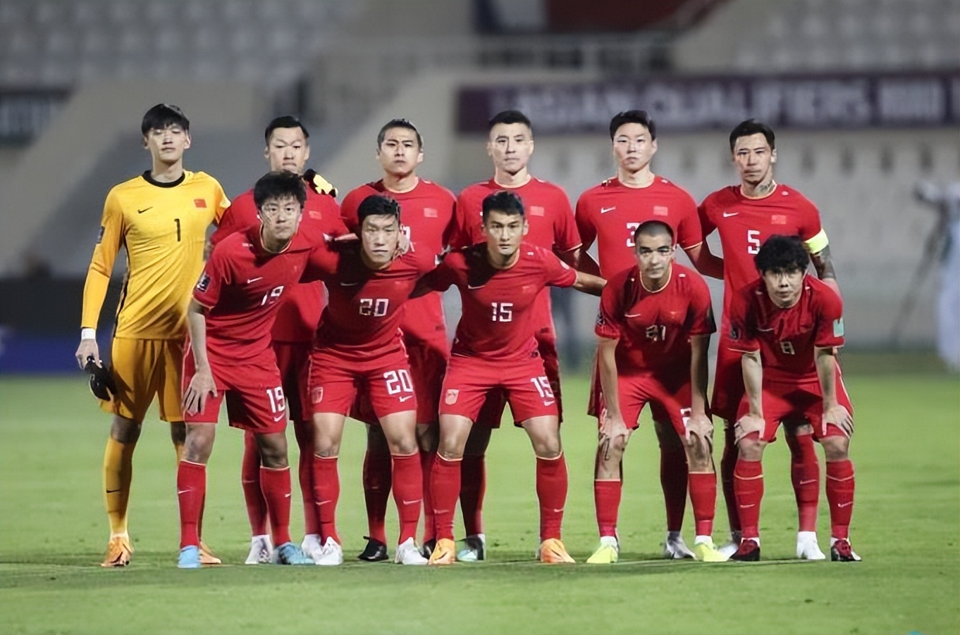 中国男足新主帅训练,中国男足国家队最新集训名单