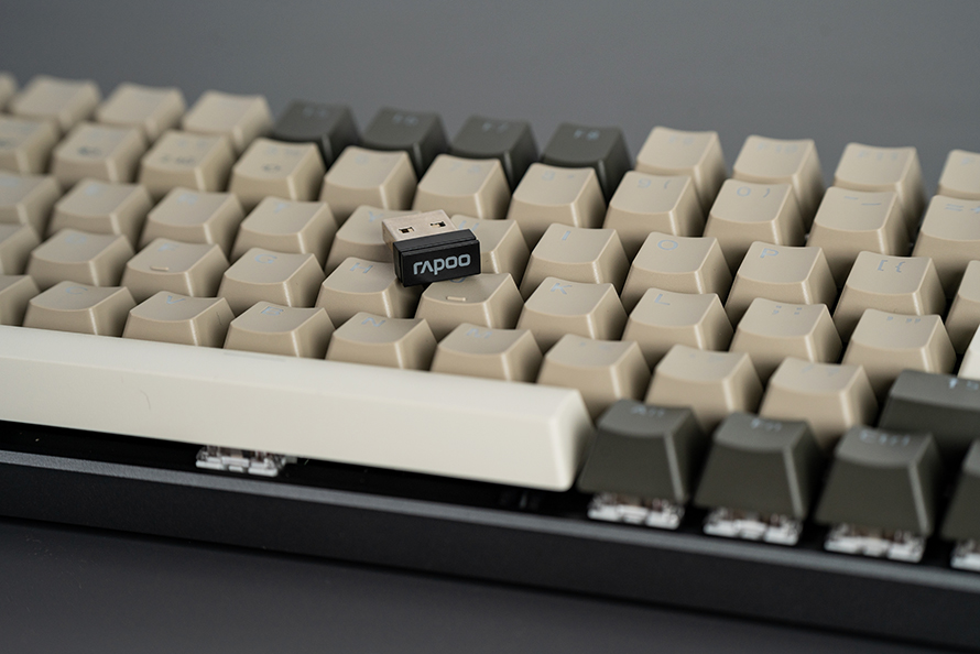 雷柏V700-8A多模机械键盘,雷柏机械键盘v700s合金版按键更换