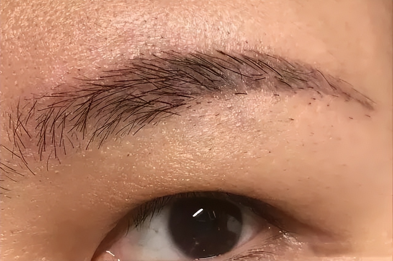 老式纹眉能改半永久吗,洗老式纹眉最好的方法