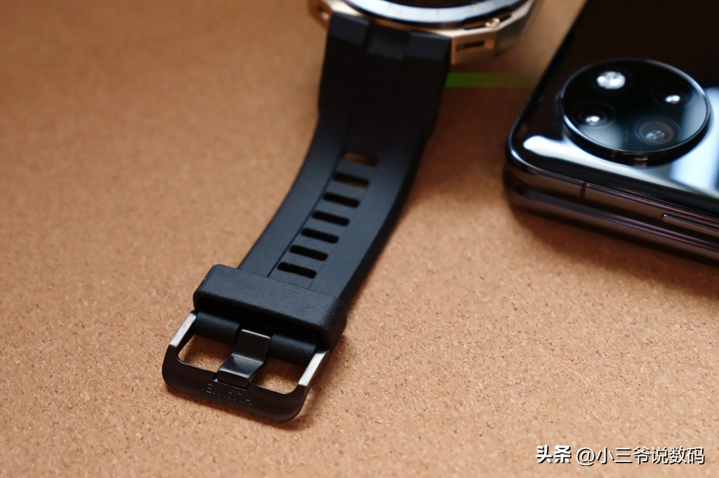 华为watchgtcyber新款表壳,华为watchgtcyber怎么换表壳