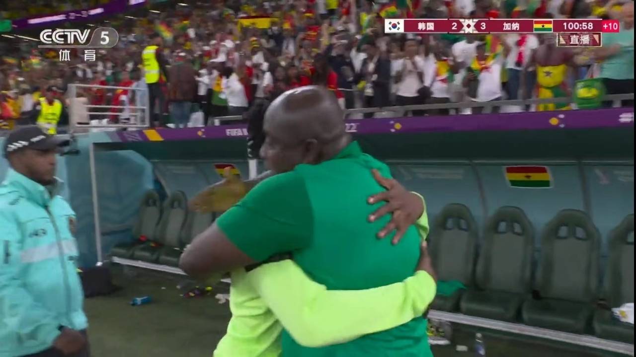 卡塔尔世界杯体育场谁设计的,卡塔尔世界杯比赛场馆是谁建造的