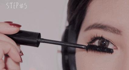 内眼线手把手教程,画下眼线的眼线教程