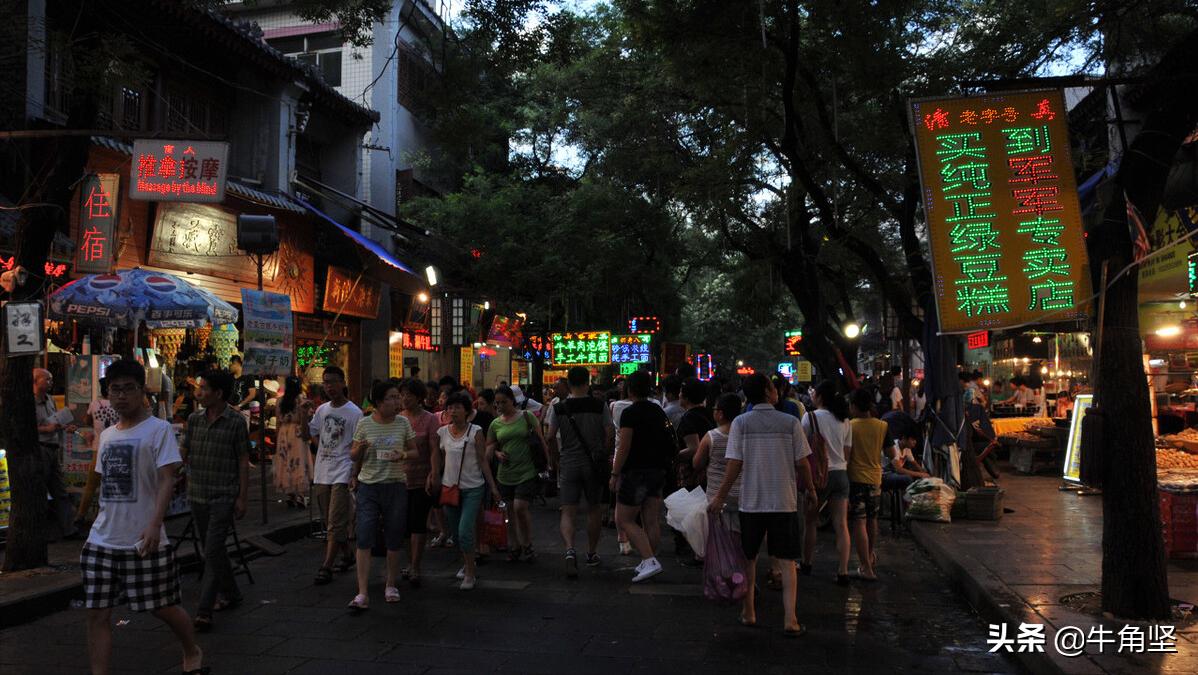 led超薄灯箱制作技术,led动感灯箱有什么特点