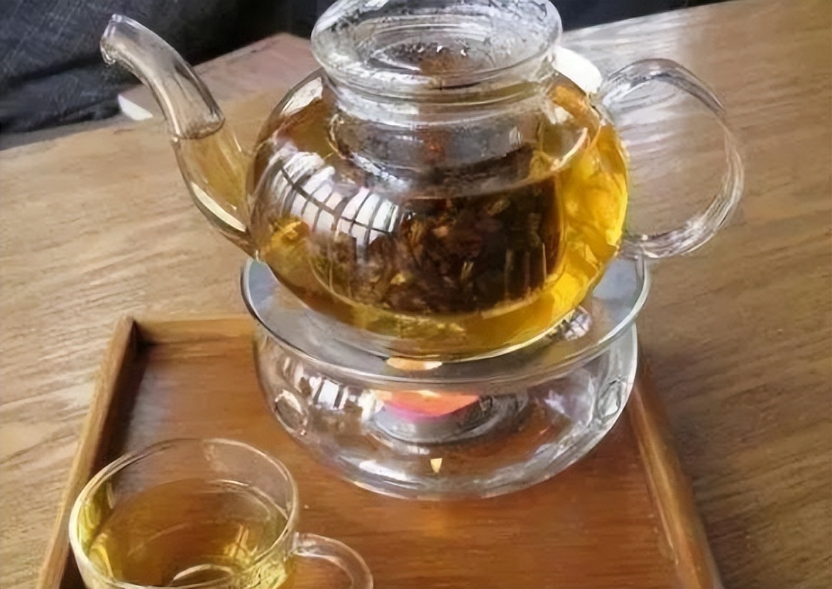 鱼腥草为什么要叫害人草,鱼腥草是害人草还是养生草