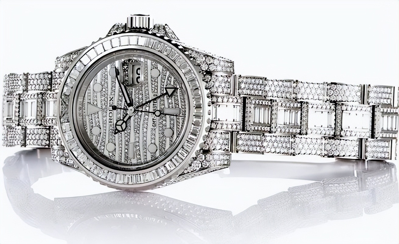 乔治娜嫌贫爱富,乔治娜爱炫富