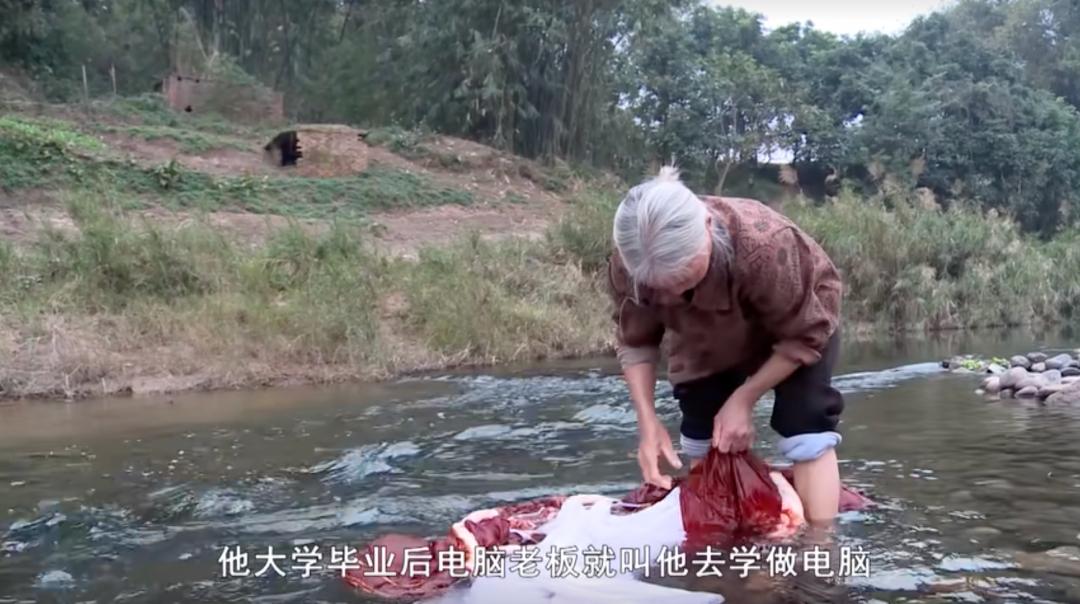 唐尚珺父亲因超生被丢教师工作，患舌癌到死都不知道儿子没上大学