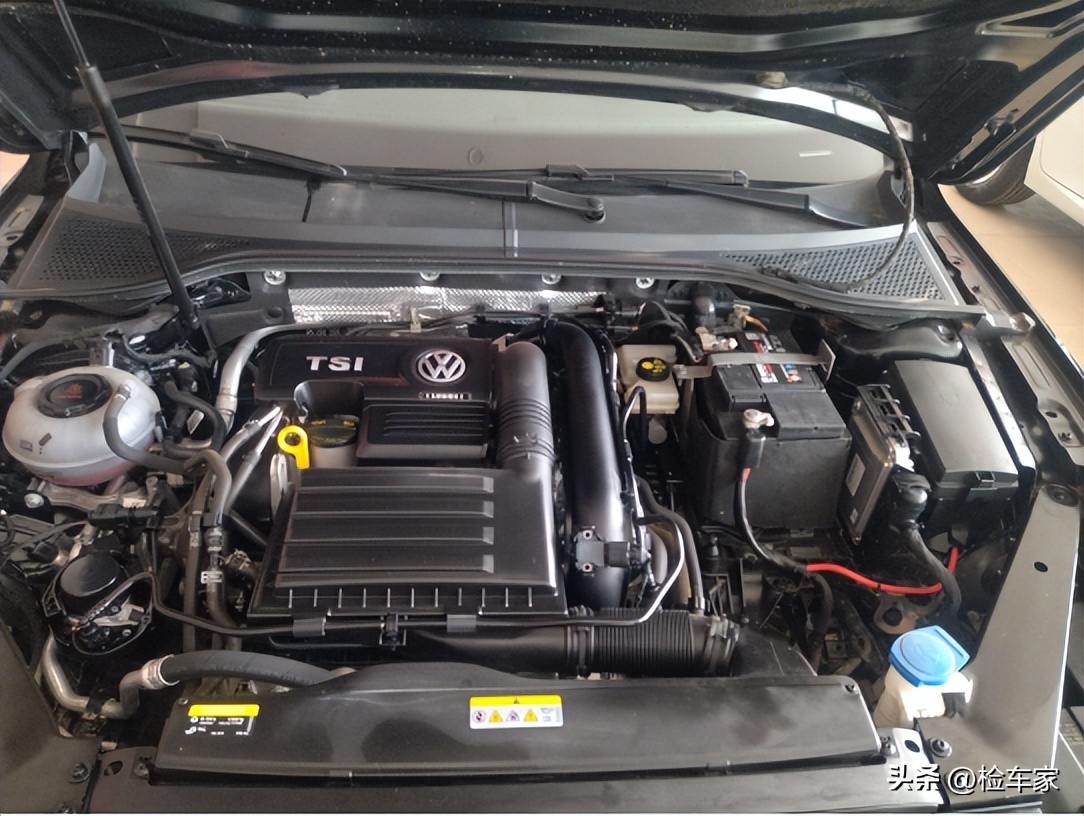 迈腾特价车价格,新款迈腾上市老款还能买么