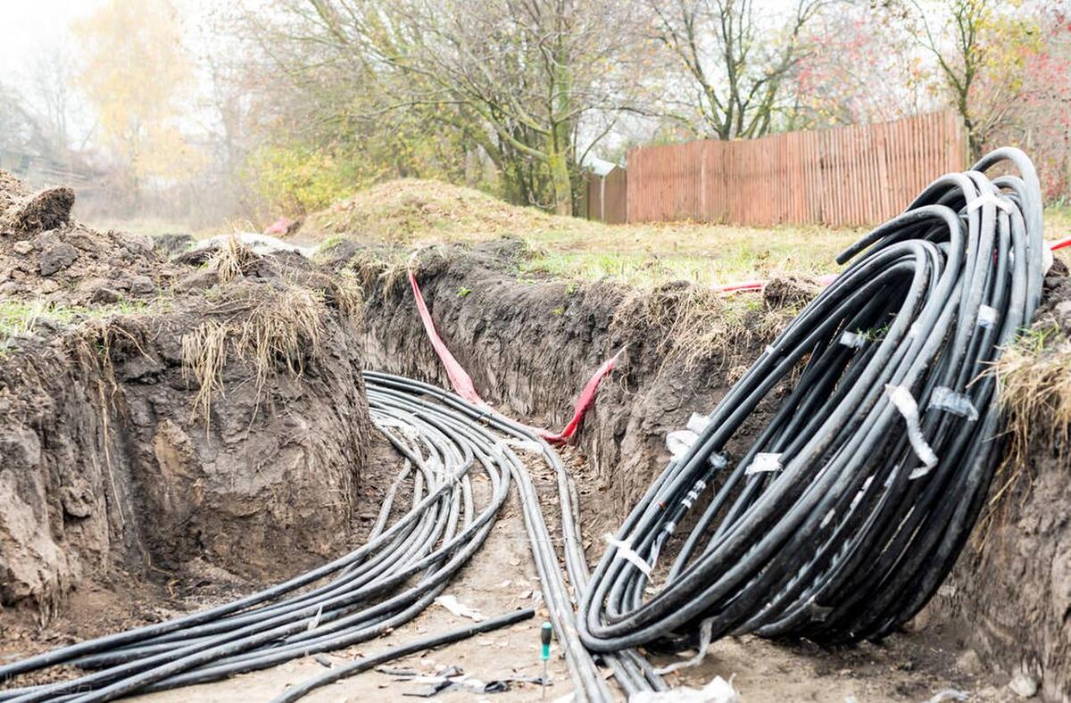 300平方的电缆可以带多少功率,电缆200米距离能损耗多少千瓦