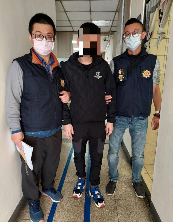 今年爆出的出轨事件,今年因丑闻出事的艺人