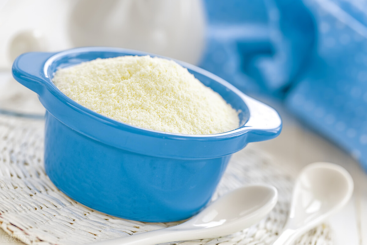 三款奶粉被紧急召回,近五年被曝光不合格十款奶粉