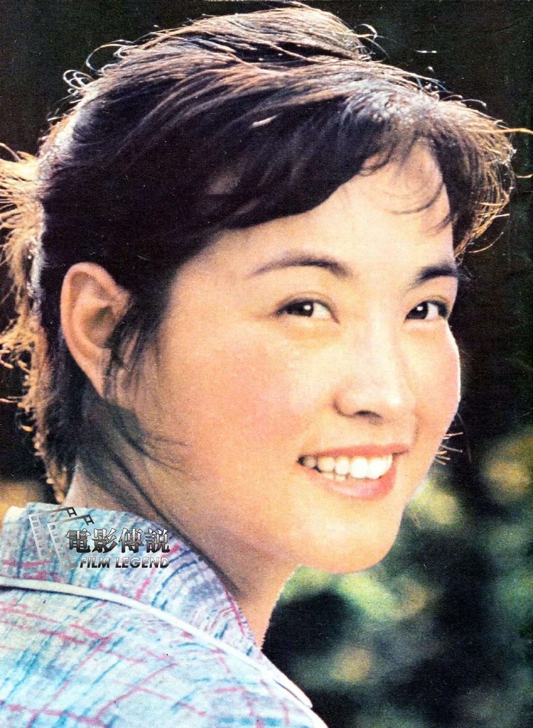 刘晓庆今年多少岁有几段婚姻,刘晓庆的四段婚姻与八段恋爱史