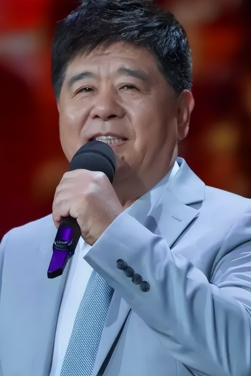 歌手王洁实谢莉斯在干什么,歌唱家王洁实和谢莉斯