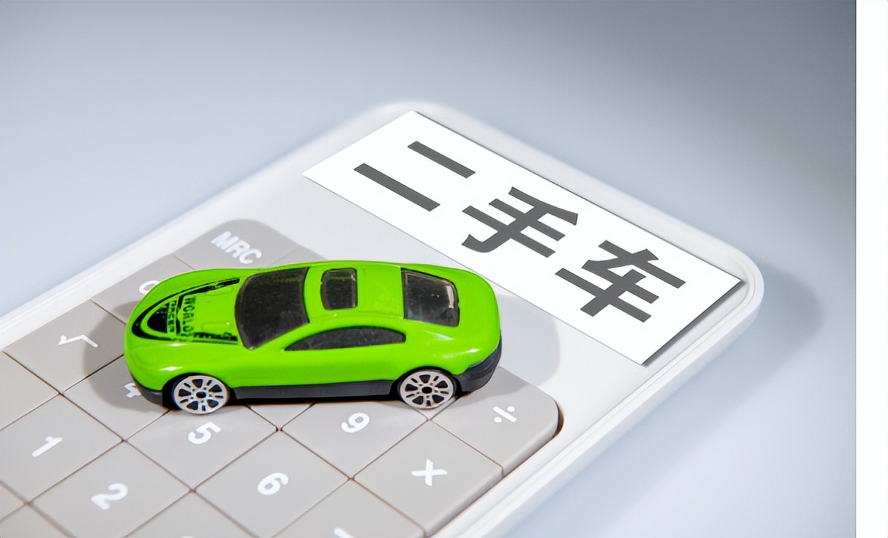 两万省油的二手车 (二手车捡漏最划算的四种车型)