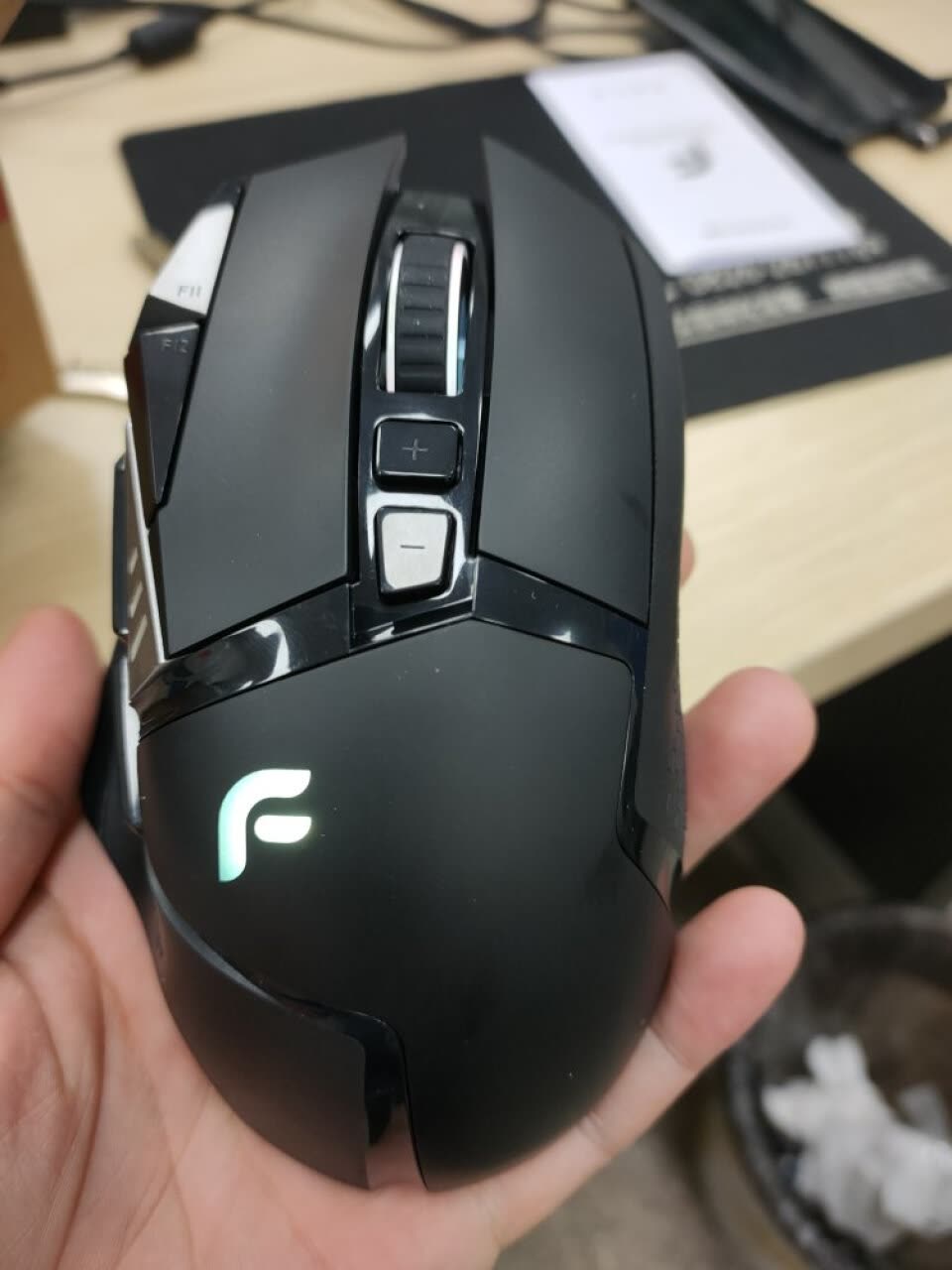 2023年游戏鼠标怎么选？雷柏、达尔优、迪摩、雷神、罗技最全测评