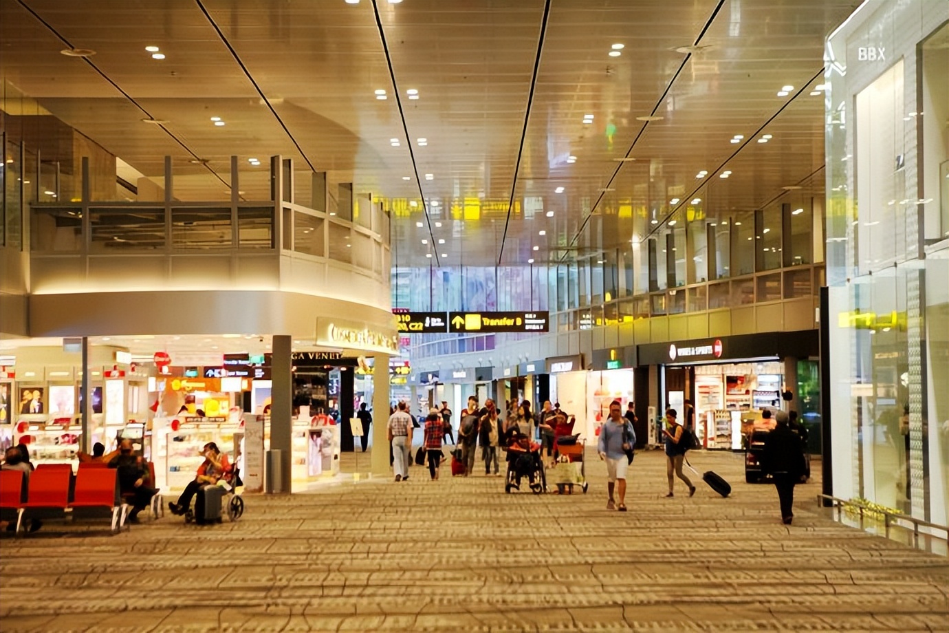 新加坡樟宜机场的仙人掌花园,新加坡最美机场在哪个航站楼