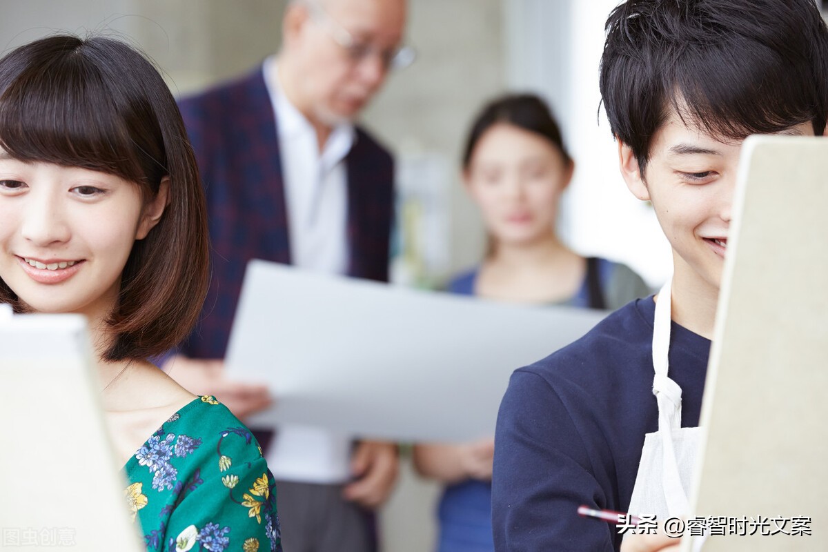一个永远保持微笑的人,一个懂得微笑的人