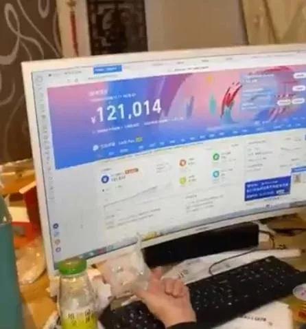 直播便宜大牌都是假的吗,你还敢在淘宝上买衣服吗