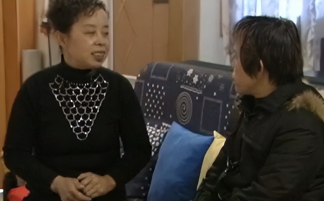 河南双胞胎姐妹真相,34年闺蜜竟是双胞胎