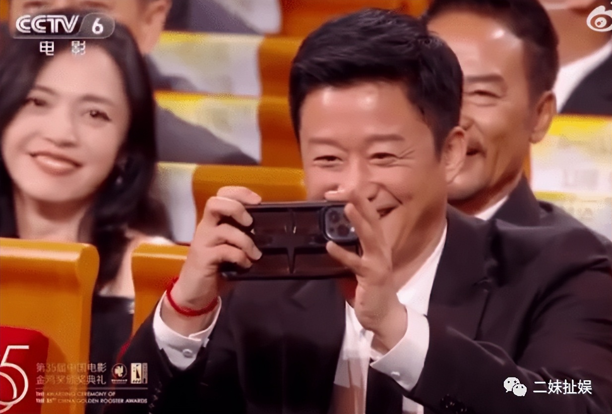 吴京用iphone拍照,吴京用苹果不行吗