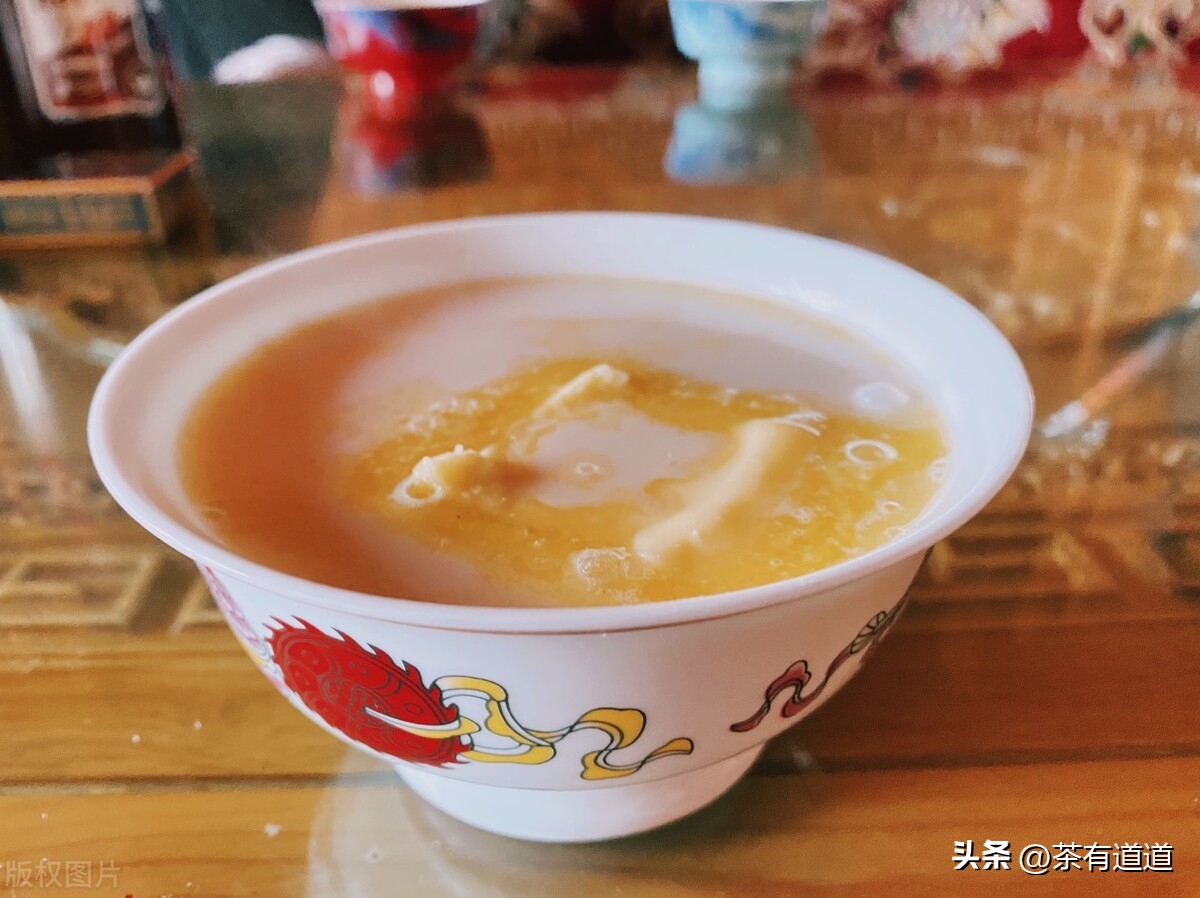 青稞酥油茶，雪域高原上藏族传统茶饮