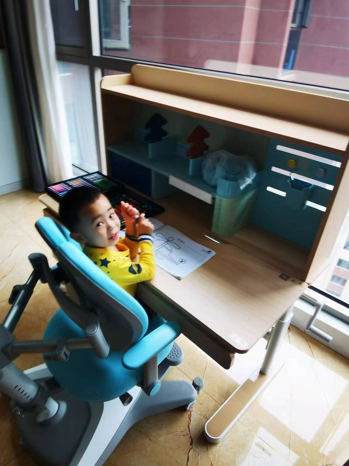 儿童学习桌椅是不是智商税,小学生学习椅是智商税吗