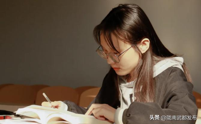 大专就业前景好的专业排名表,未来几年大专专业毕业就业率表