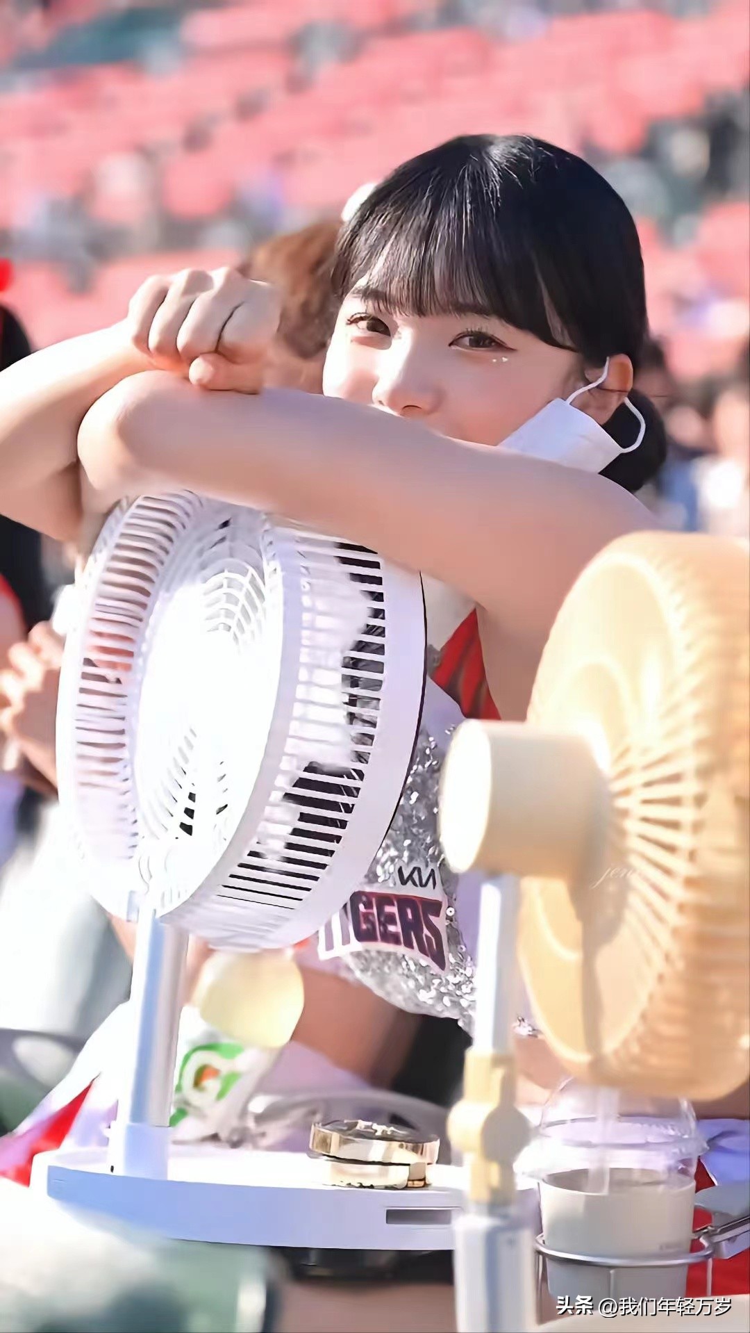 世界杯韩国啦啦队队长李多惠,2022世界杯韩国啦啦队李多惠