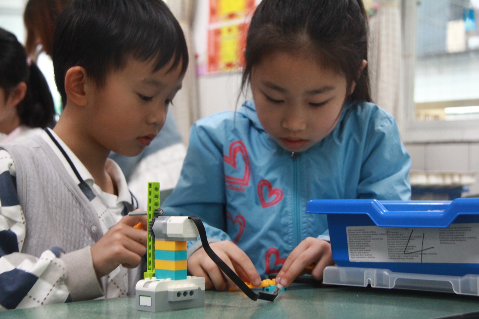 成都小学周末素质拓展营重开,动静结合活动