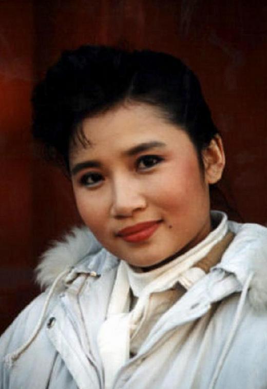 歌手李娜是哪年出家的,歌手李娜为什么要出家