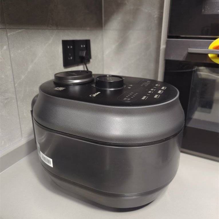 电饭煲和电压力锅有何不同,电饭煲还是电压力锅实用