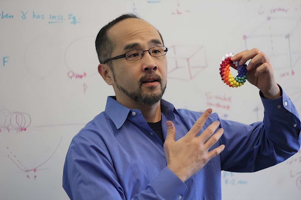 丘成桐先生如何学好数学,丘成桐点评七大数学难题