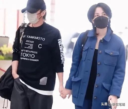 王菲和谢霆锋近日消息,王菲和谢霆锋被拍到在机场牵手