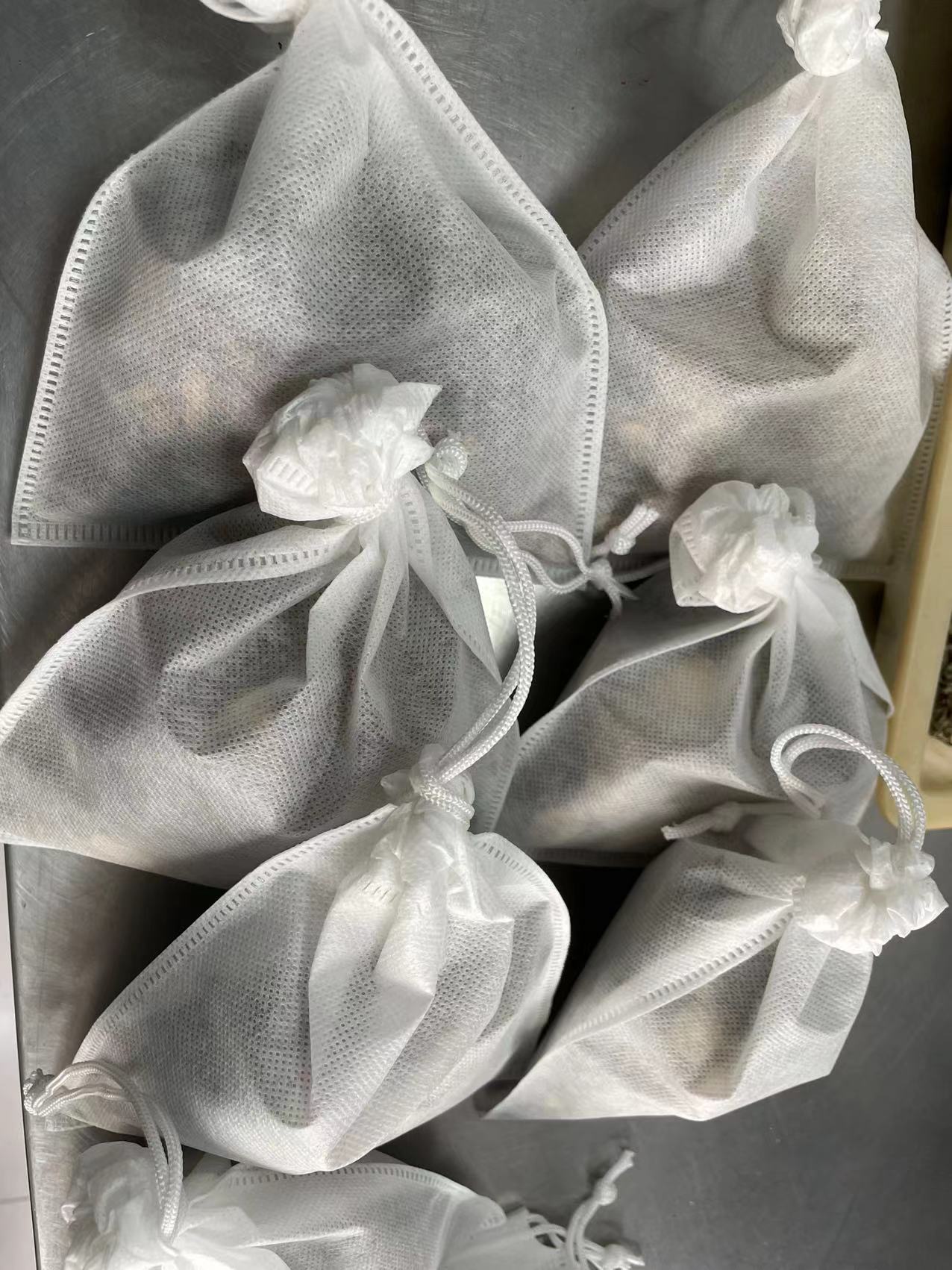 中医药防疫有方助力抗击新冠肺炎,防疫有方新冠肺炎居家预防中药方