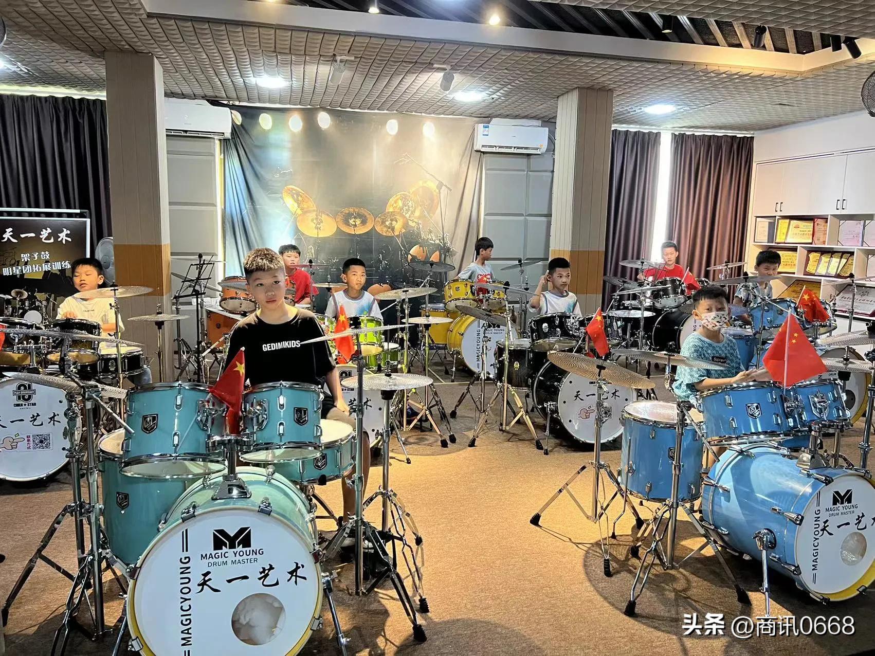 茂商圈第40期l天一艺术中心茂名电白区水东碧桂园店盛大开业